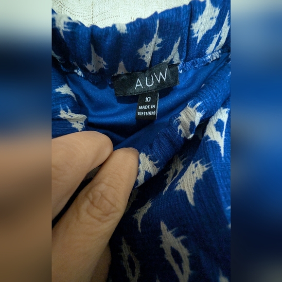 AUW Blue and White Patterned Bohemian Jumpsuit - Picture 5 of 13